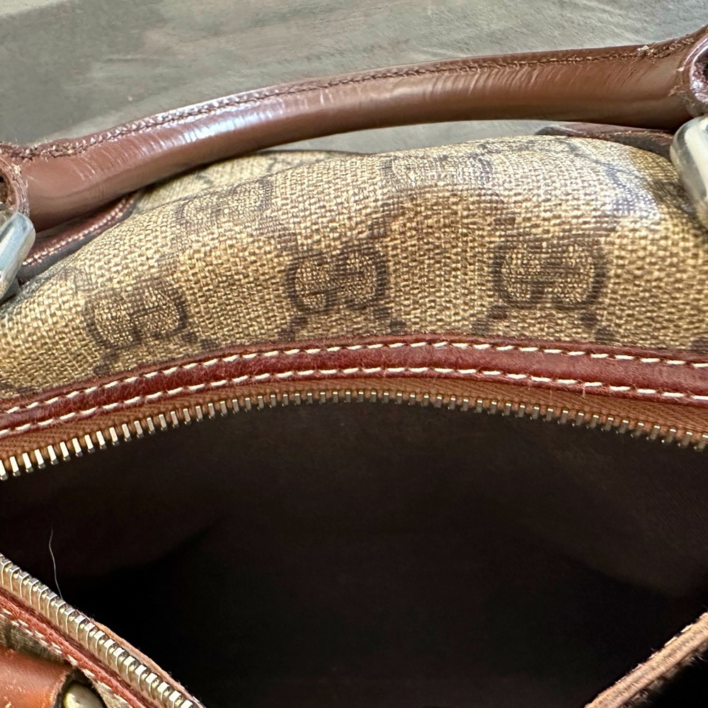 Pre-loved Authentic Gucci Vintage GG Supreme Medium Joy Boston Bag - Picture 15 of 16